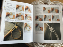 Load image into Gallery viewer, The Practical Guide to Knots &amp; Knot Tying - Geoffrey Budworth