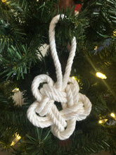 Load image into Gallery viewer, Star Knot Ornament